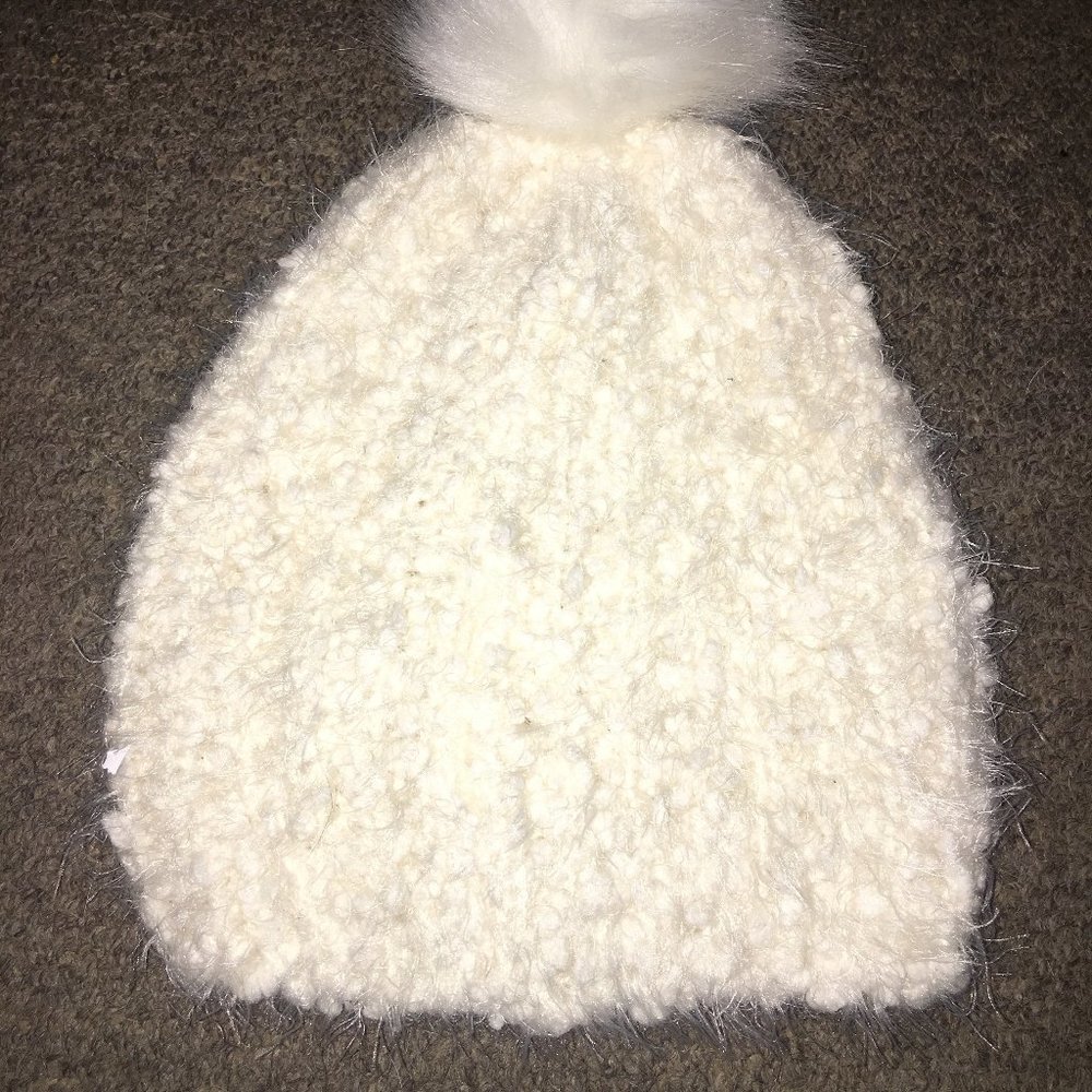 White Fuzzy Pom Pom Hat